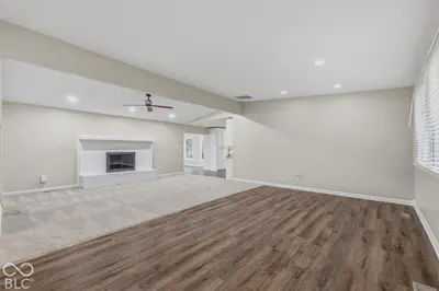 709 W Banta Road, Indianapolis - 7