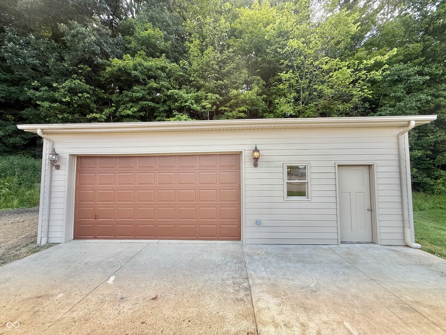 545 State Road 250, Brownstown