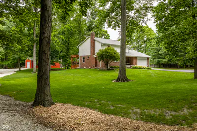 1653 300, Greenfield - 46
