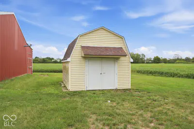 6425 125 Road, Whiteland - 45