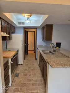 575 Conner Creek Drive, Fishers - 6