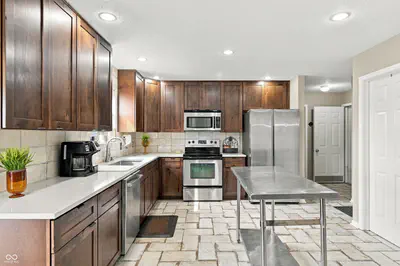 10133 Wellborne Drive, Indianapolis - 15