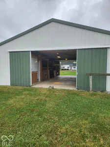 6957 300, Whiteland - 16