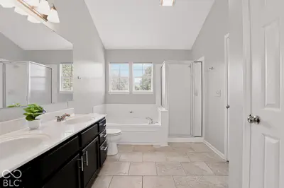 1486 Derbyshire Drive, Greenwood - 21
