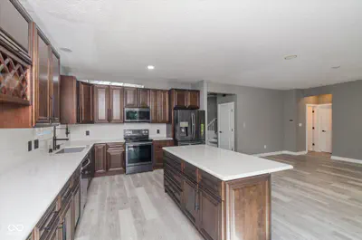 6517 Heritage Hill Drive, Indianapolis - 13