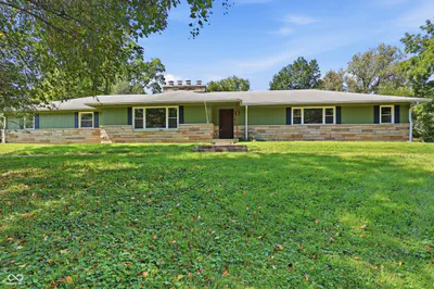 4750 Kessler Boulevard North Drive, Indianapolis