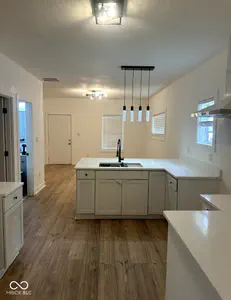 1445 W 34th Street, Indianapolis - 3