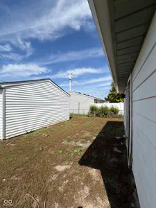 80 5th Avenue, Beech Grove - 16