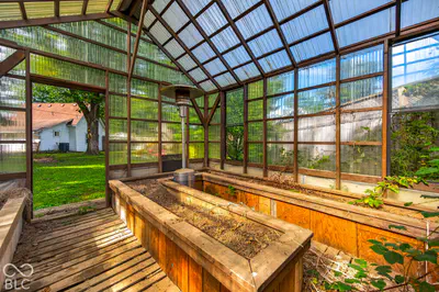300 E Ohio Street, Trafalgar - 49
