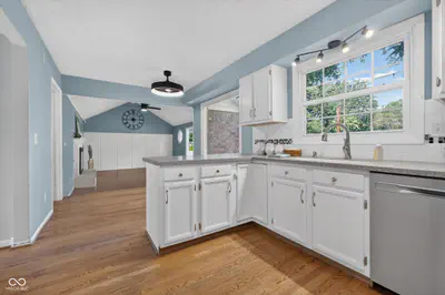 560 Harbour Drive, Noblesville - 9