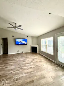 5884 Hollow Oak Trail, Carmel - 6