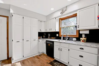 5247 Lacy, Greenwood - 16