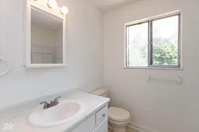 7621 Broadview Drive, Indianapolis - 18