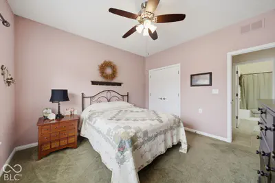 473 Harvest Moon Drive, Greencastle - 32