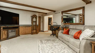 9037 Pinecreek Way, Indianapolis - 37
