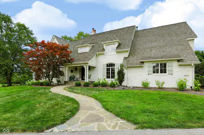 8437 500, Zionsville - 3