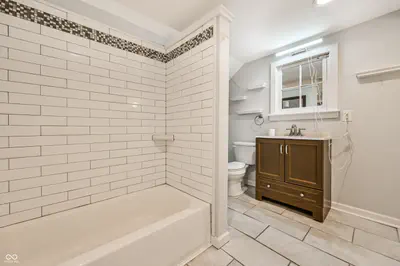 1705 Woodlawn Avenue, Indianapolis - 29