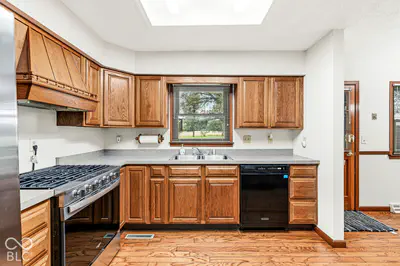 12765 Walters Road, Martinsville - 33