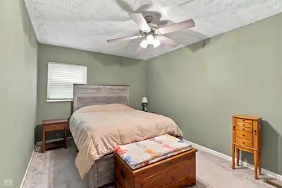 907 Cragwood Court, Plainfield - 20