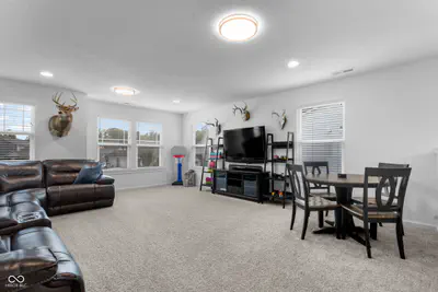 13746 N Clara Court, Camby - 25
