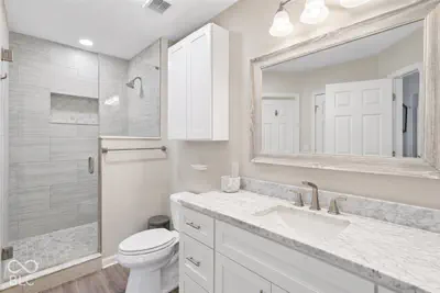 9348 Bayfield Drive, McCordsville - 18