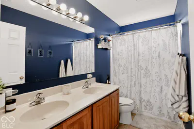 5647 Wakefield Road, Greenwood - 39