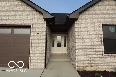 3888 Autumn Way, Seymour - 7