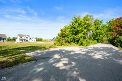 823 Possman Way, Westfield - 13