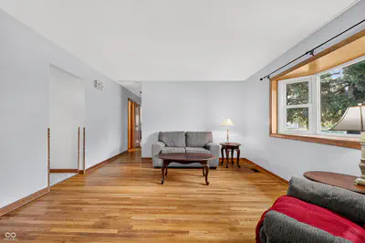 10420 Bradford Road, Avon - 4
