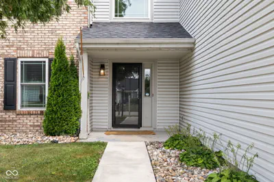 9586 Frontier Street, Fishers - 4