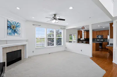 13973 Avalon East Drive, Fishers - 23