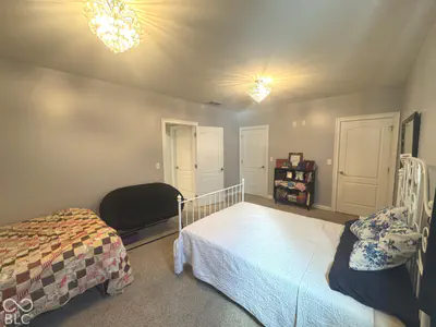 705 S Mossberg Court, Greensburg - 42