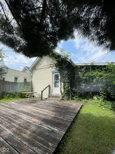 501 Chestnut, Seymour - 23