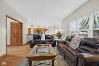 6781 Fieldstream Drive, Plainfield - 17