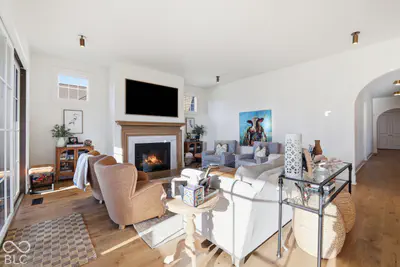 3588 Marketplace Court, Zionsville - 42