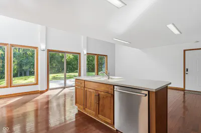 4200 County Road 1000, Hope - 13