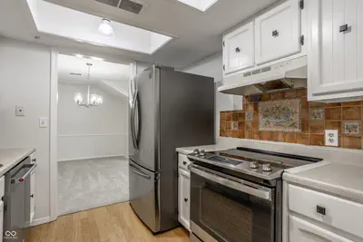 1316 Kings Cove Court, Indianapolis - 13
