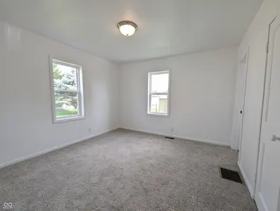 102 West Street, Milroy - 13