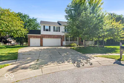 5 Statesman Court, Brownsburg