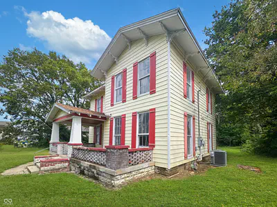 211 Bloomington Street, Greencastle - 12