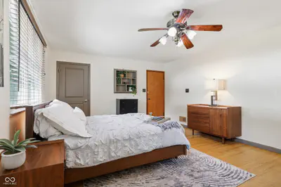 4750 Kessler Boulevard North Drive, Indianapolis - 20