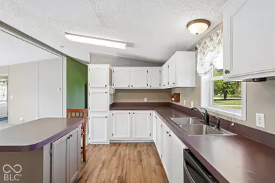 681 W County Road 1000 S, Clayton - 21