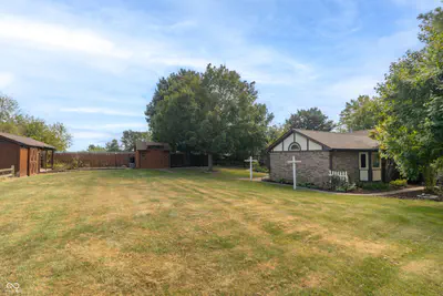 2460 Hickory Boulevard, Greenfield - 56