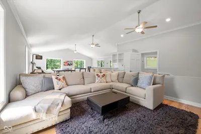 7800 Lakewood Drive, Unionville - 66