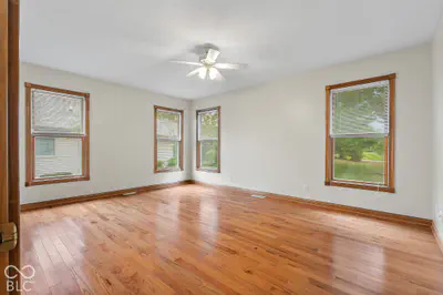 725 Greystone Court, Columbus - 35