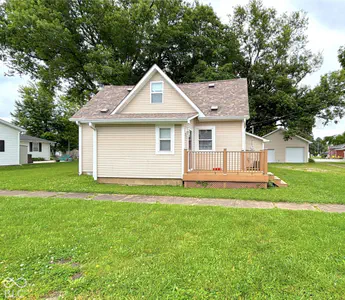 311 B Street S, Thorntown - 2