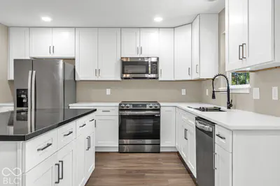 11890 Sand Creek Boulevard, Fishers - 3