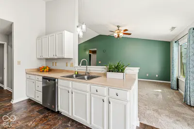 7203 Oakview Drive, Avon - 18