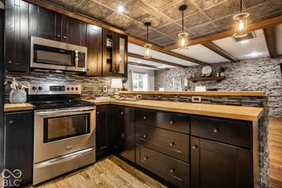 4599 E County Road 150 N, Avon - 11