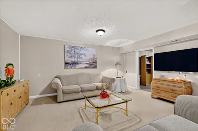 727 Pioneer, Indianapolis - 14